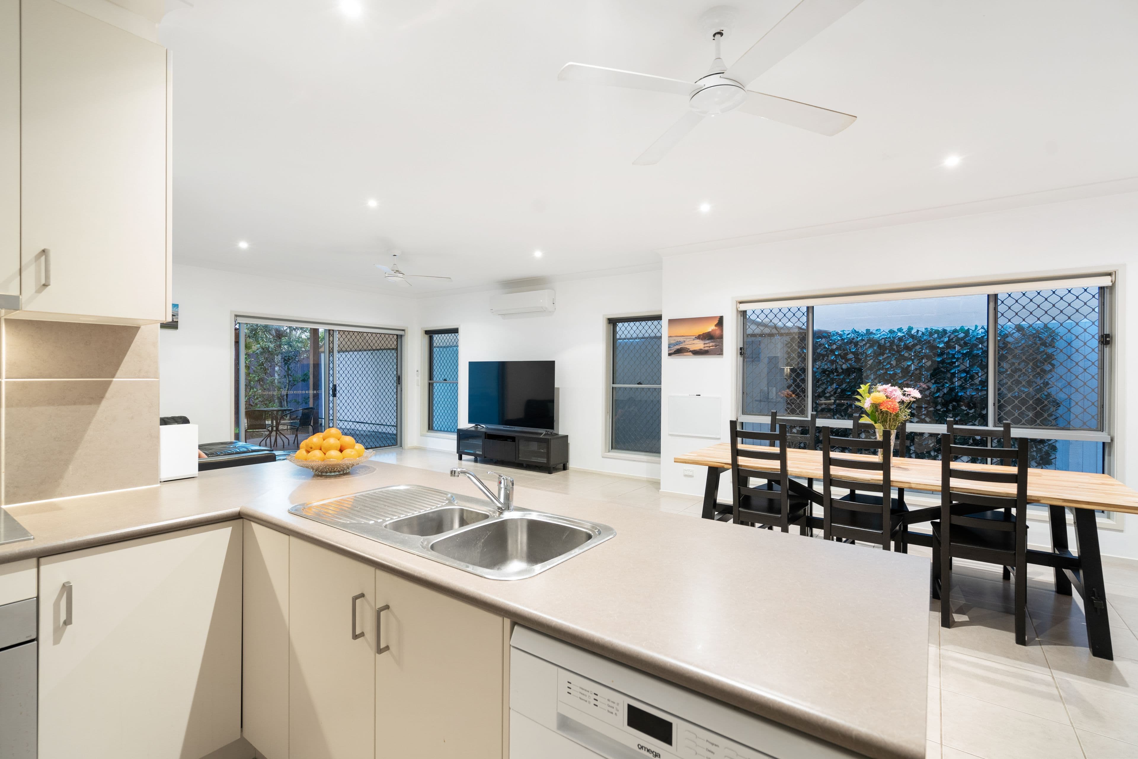 15 Couples Street, North Lakes QLD 4509, North Lakes - Thumbnail 4