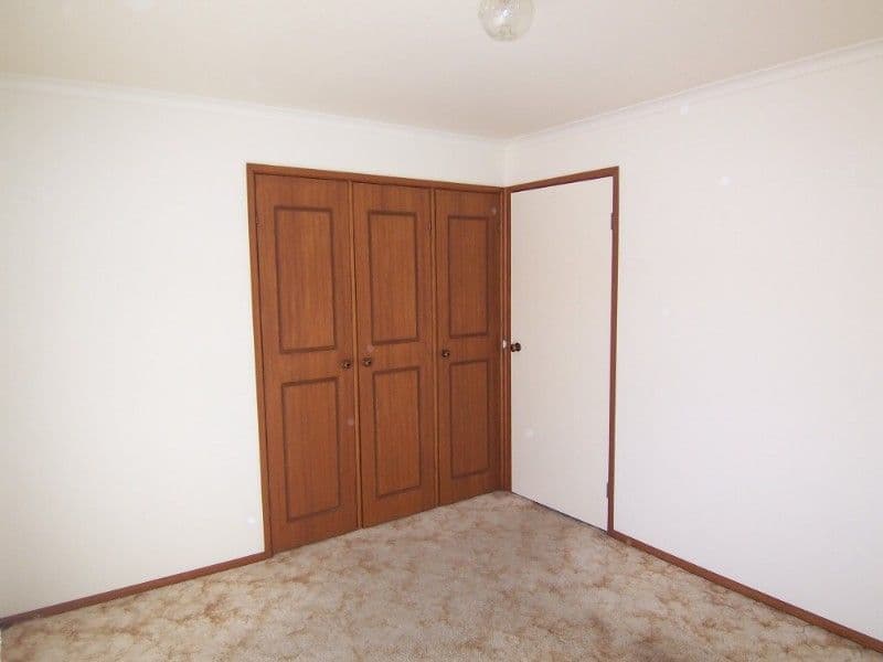 100 Crusoe Road, BENDIGO VIC 3550, Bendigo - Thumbnail 3