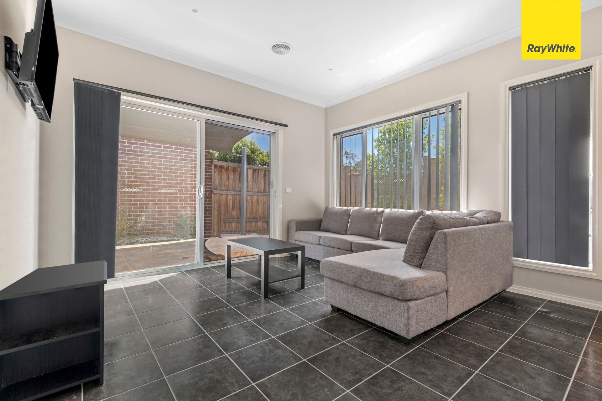 206 Botanica Springs Boulevard, Brookfield VIC 3338, Brookfield - Thumbnail 5