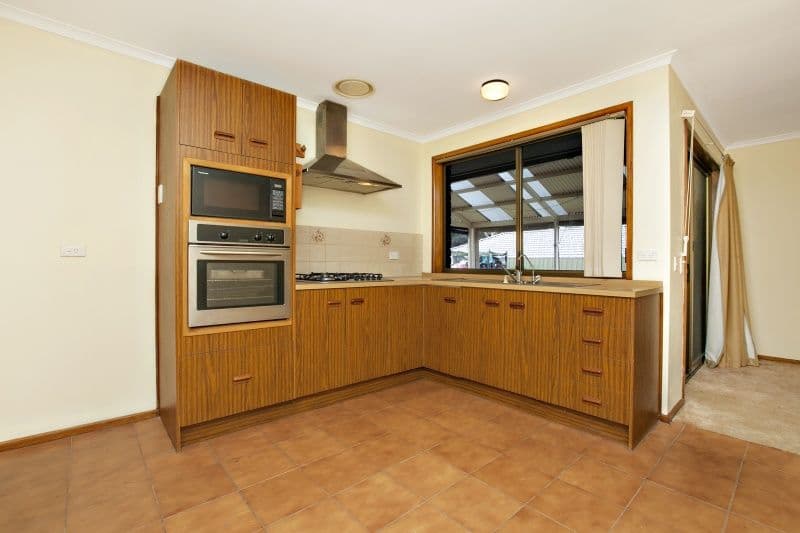 6 Greenfield Rise, ABERFOYLE PARK SA 5159, Aberfoyle Park - Thumbnail 5