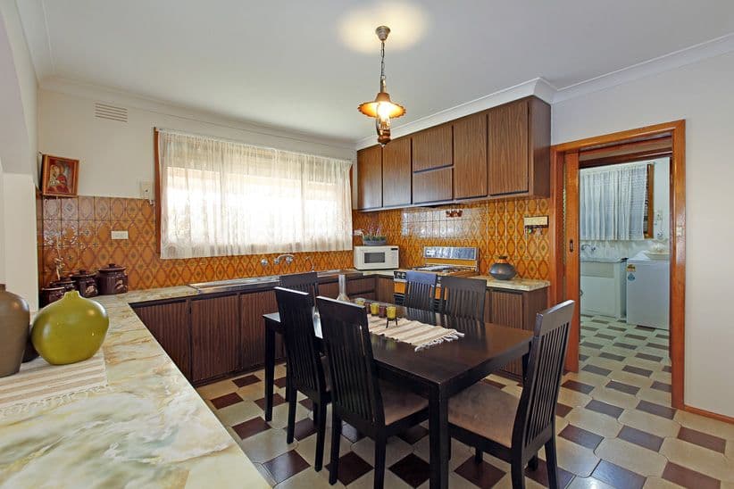 29 Bendigo Crescent, THOMASTOWN VIC 3074, Thomastown - Thumbnail 2