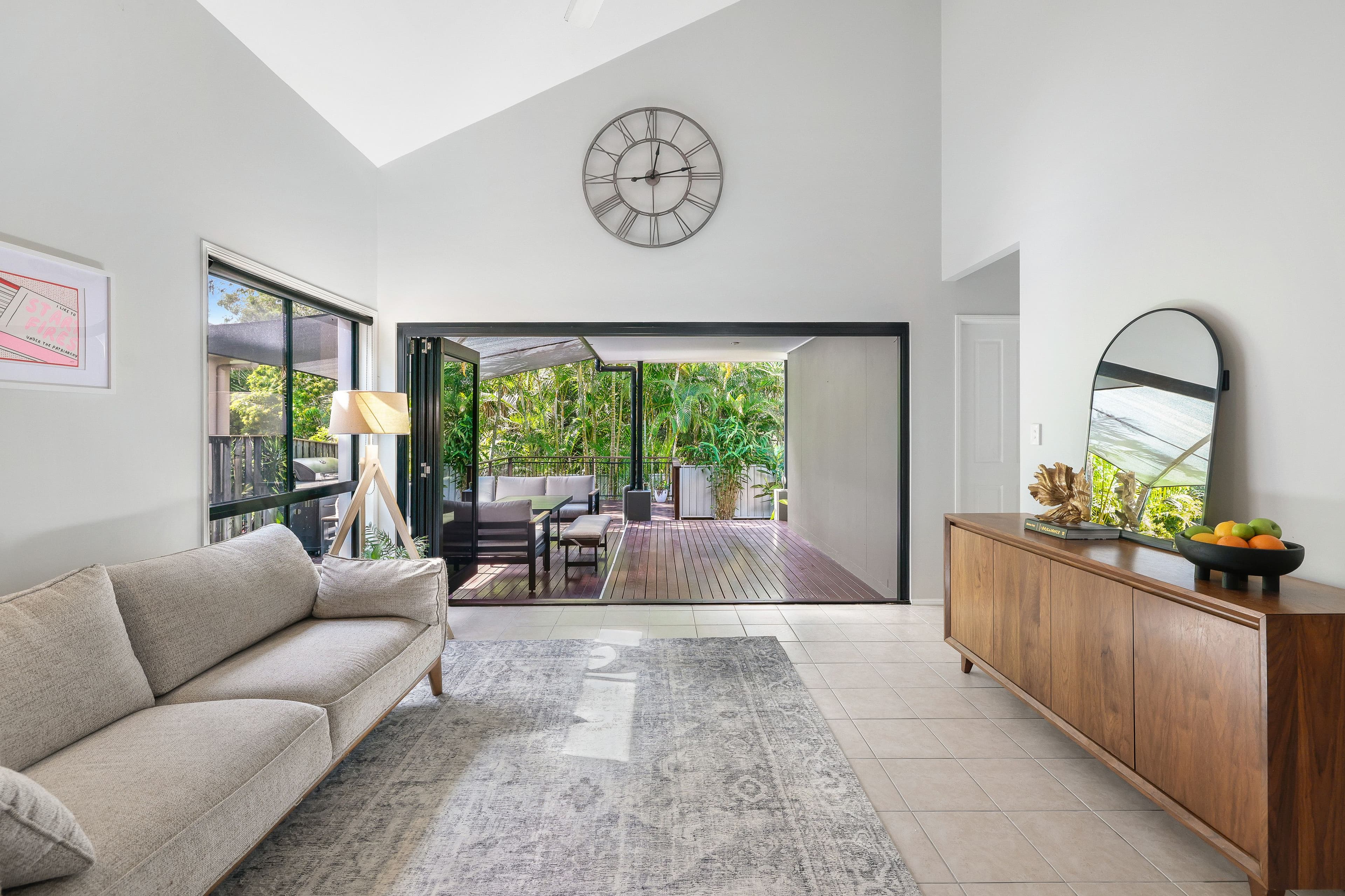 9 Coonowrin Street, Pacific Pines QLD 4211, Pacific Pines - Thumbnail 2