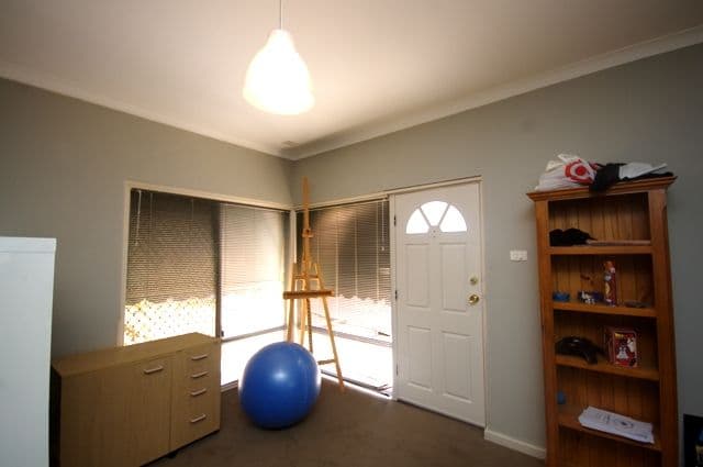 44 Walderton Avenue, BALGA WA 6061, Balga - Thumbnail 4