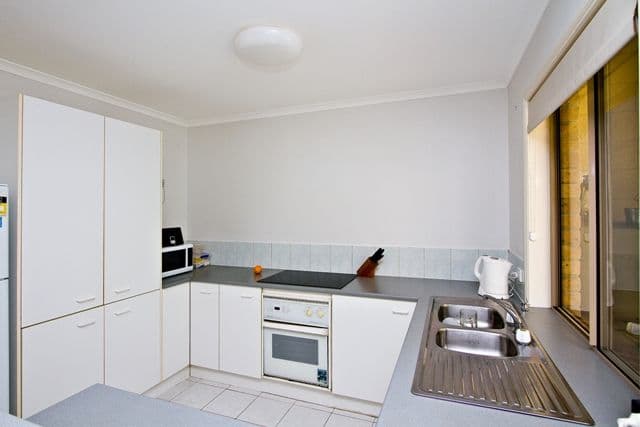 32 Tomkins Road, RIVERHILLS QLD 4074, Riverhills - Thumbnail 6