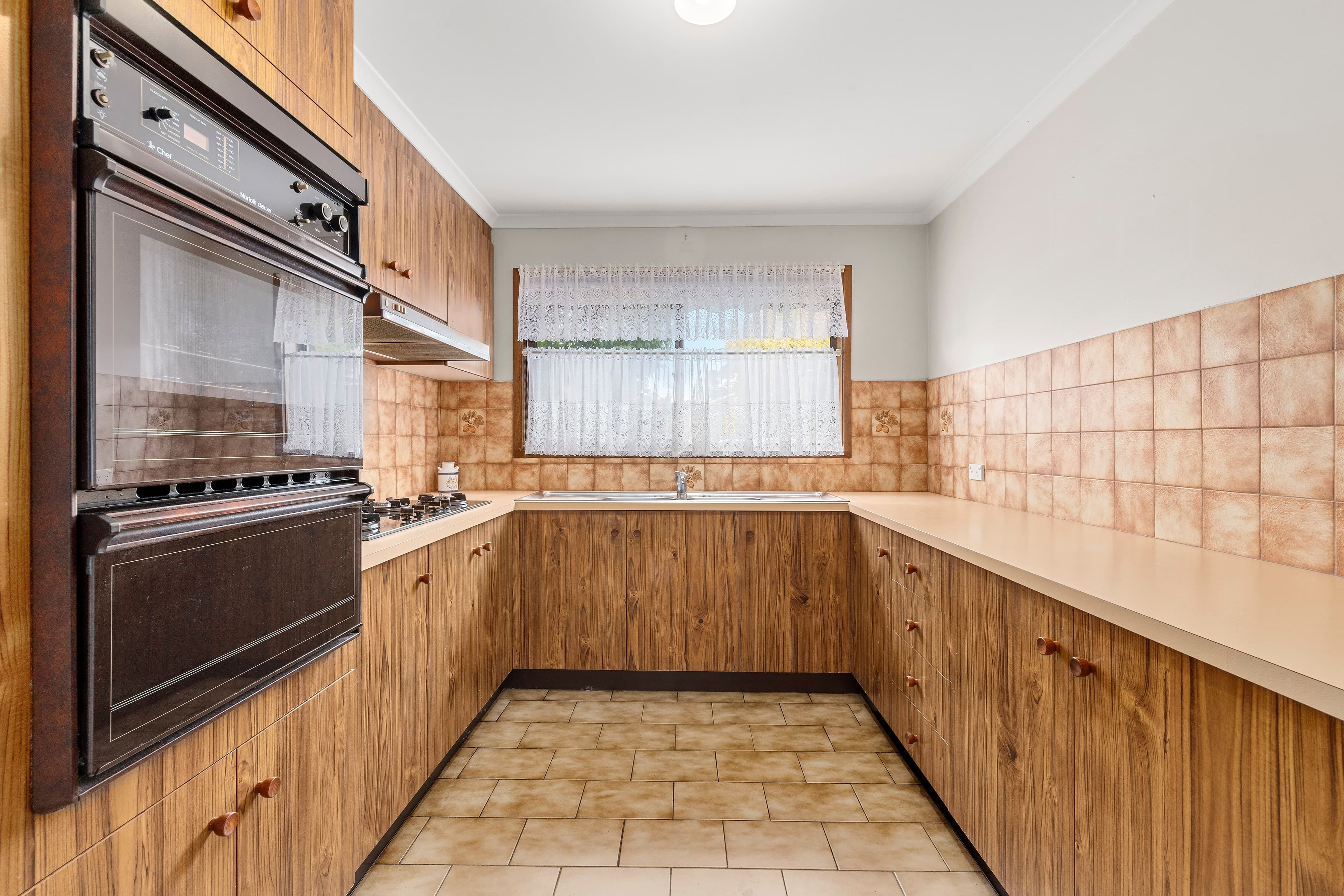 53 Veronica Crescent, Mill Park VIC 3082, Mill Park - Thumbnail 2