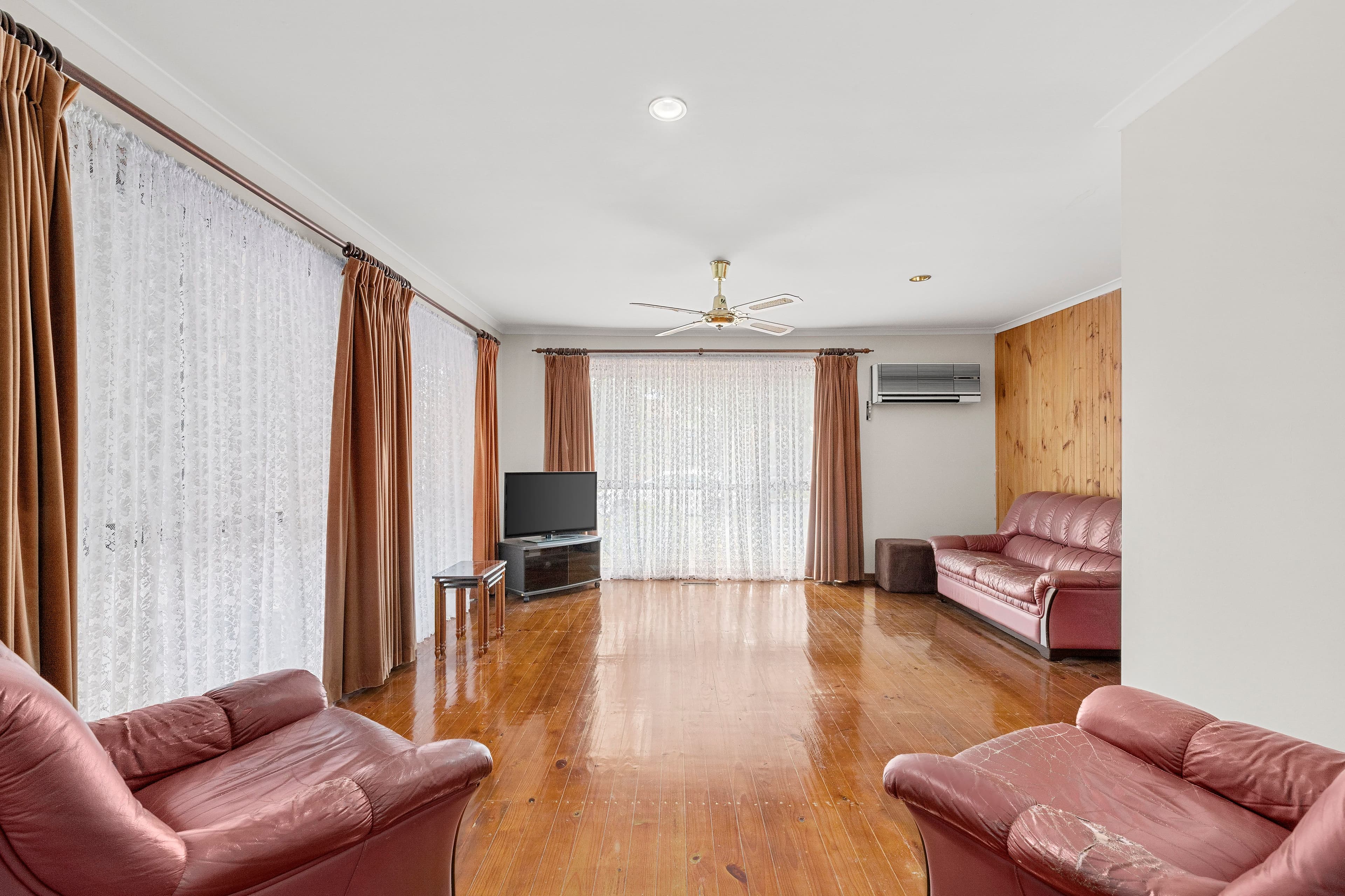 53 Veronica Crescent, Mill Park VIC 3082, Mill Park - Thumbnail 4