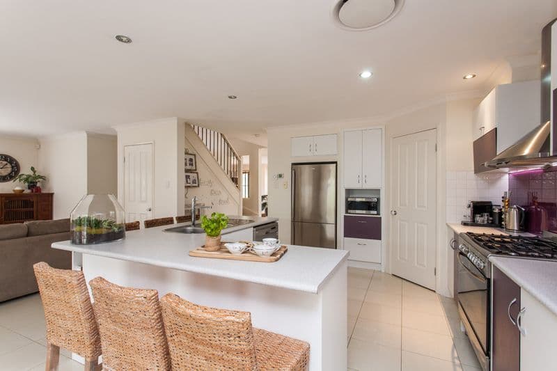 21 Carisbrook Circuit, Forest Lake QLD 4078, Forest Lake - Thumbnail 7