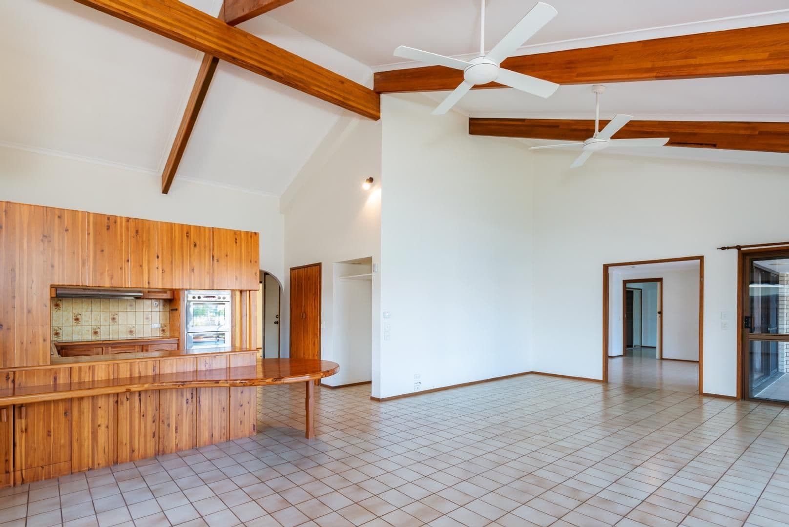 6 Salamau Street, Runaway Bay QLD 4216, Runaway Bay - Thumbnail 7