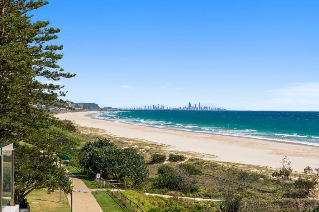 2/2 Illuta Street, Rasmussen QLD 4815, Rasmussen - Thumbnail 2