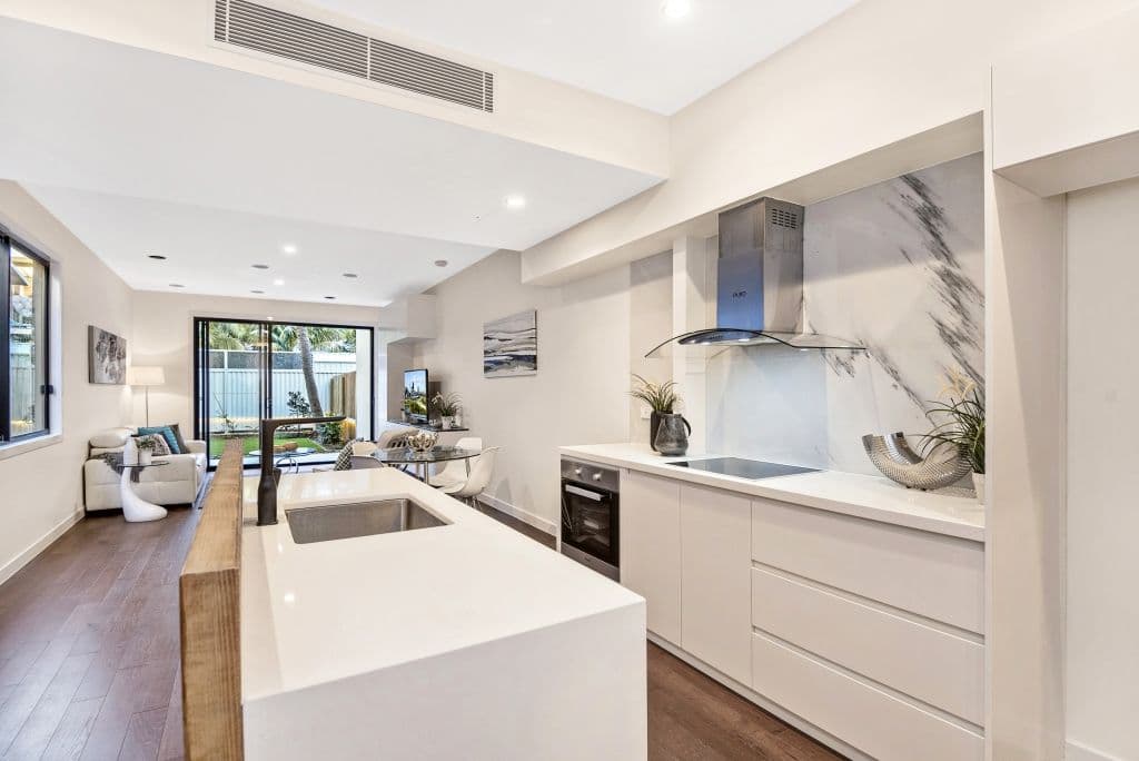 8 Second Avenue, Palm Beach QLD 4221, Palm Beach - Thumbnail 6