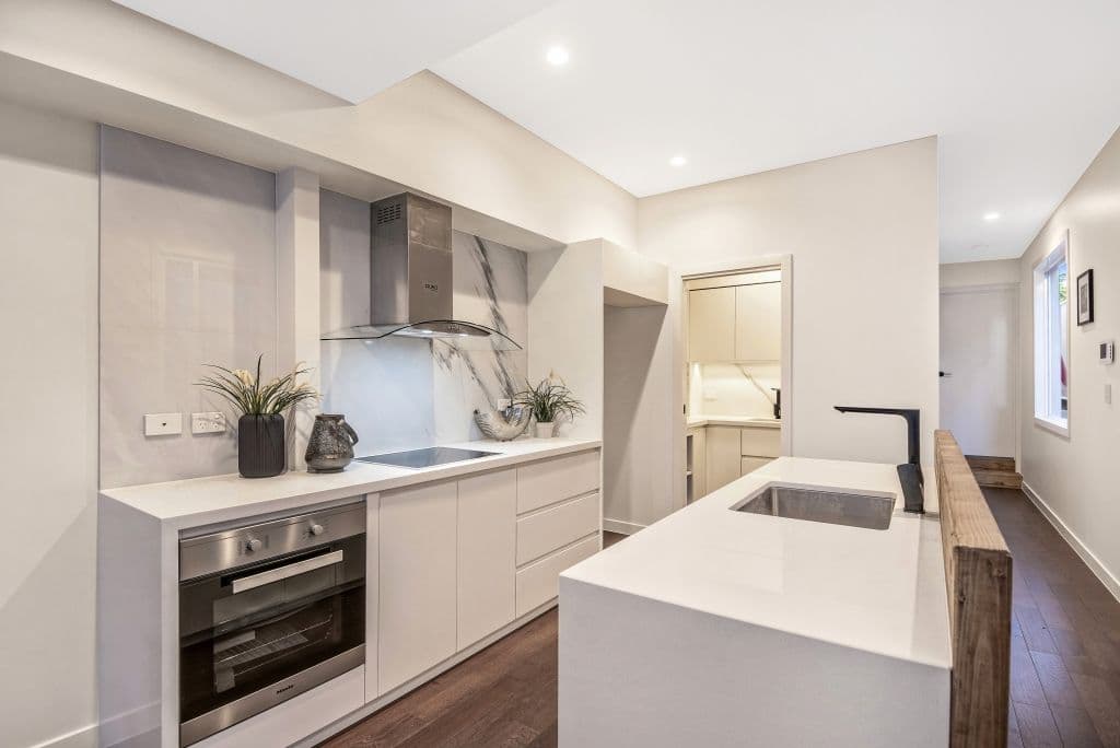 8 Second Avenue, Palm Beach QLD 4221, Palm Beach - Thumbnail 7