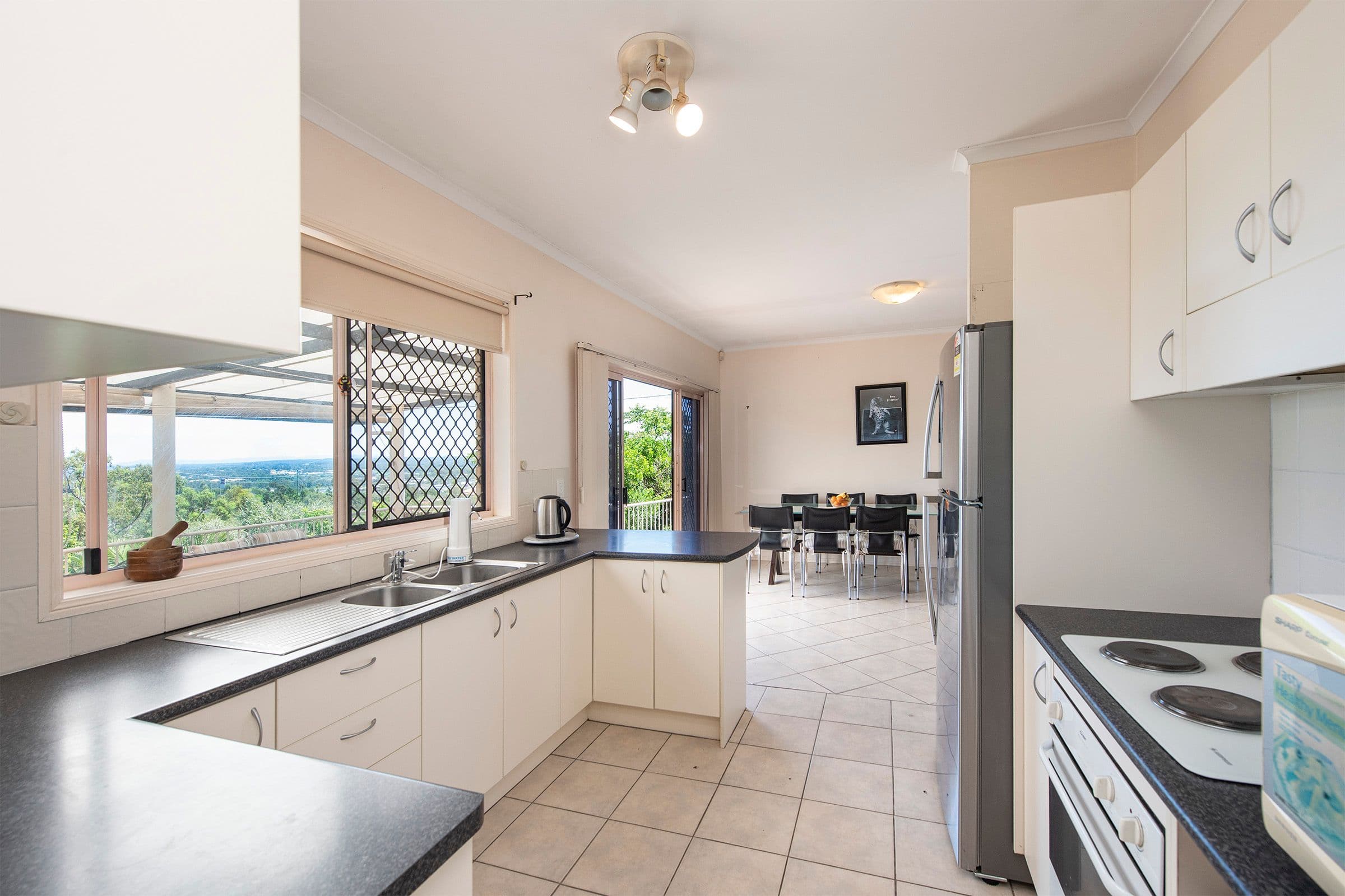 61 Overland Drive, Edens Landing QLD 4207, Edens Landing - Thumbnail 2