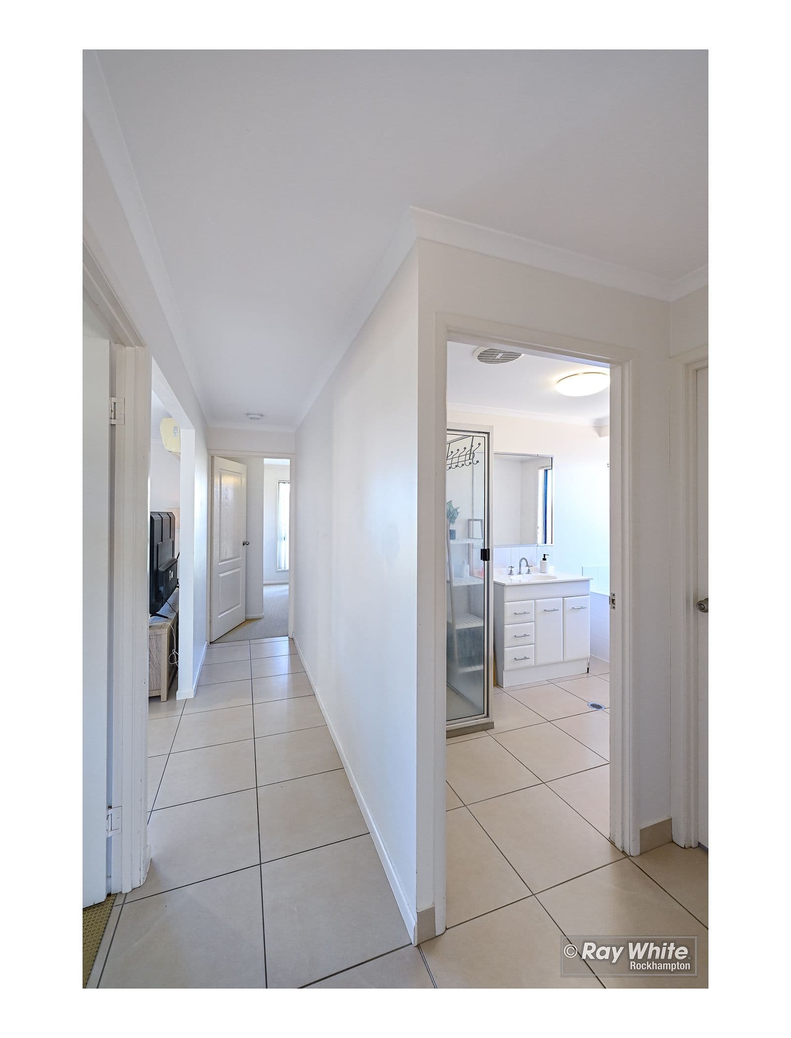 10 Koolamarra Drive, Gracemere QLD 4702, Gracemere - Thumbnail 8