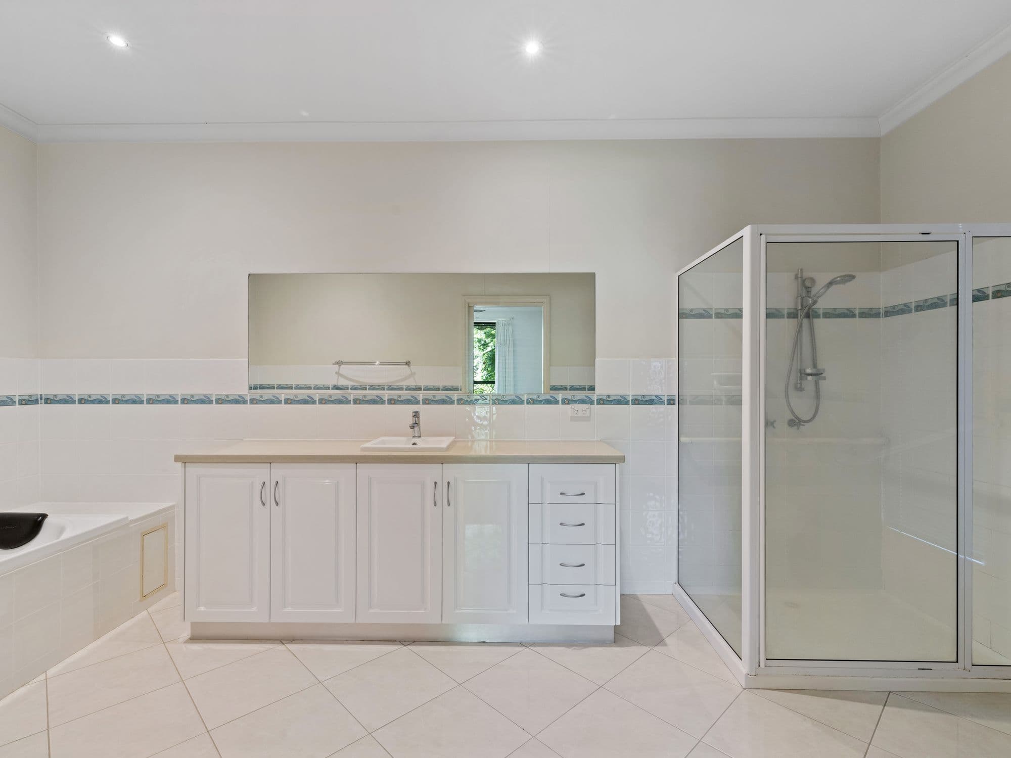 8 Hull Street, South Dudley VIC 3995, South Dudley - Thumbnail 3