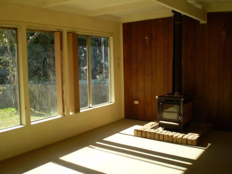 17 Lawson View Parade, WENTWORTH FALLS NSW 2782, Wentworth Falls - Thumbnail 6