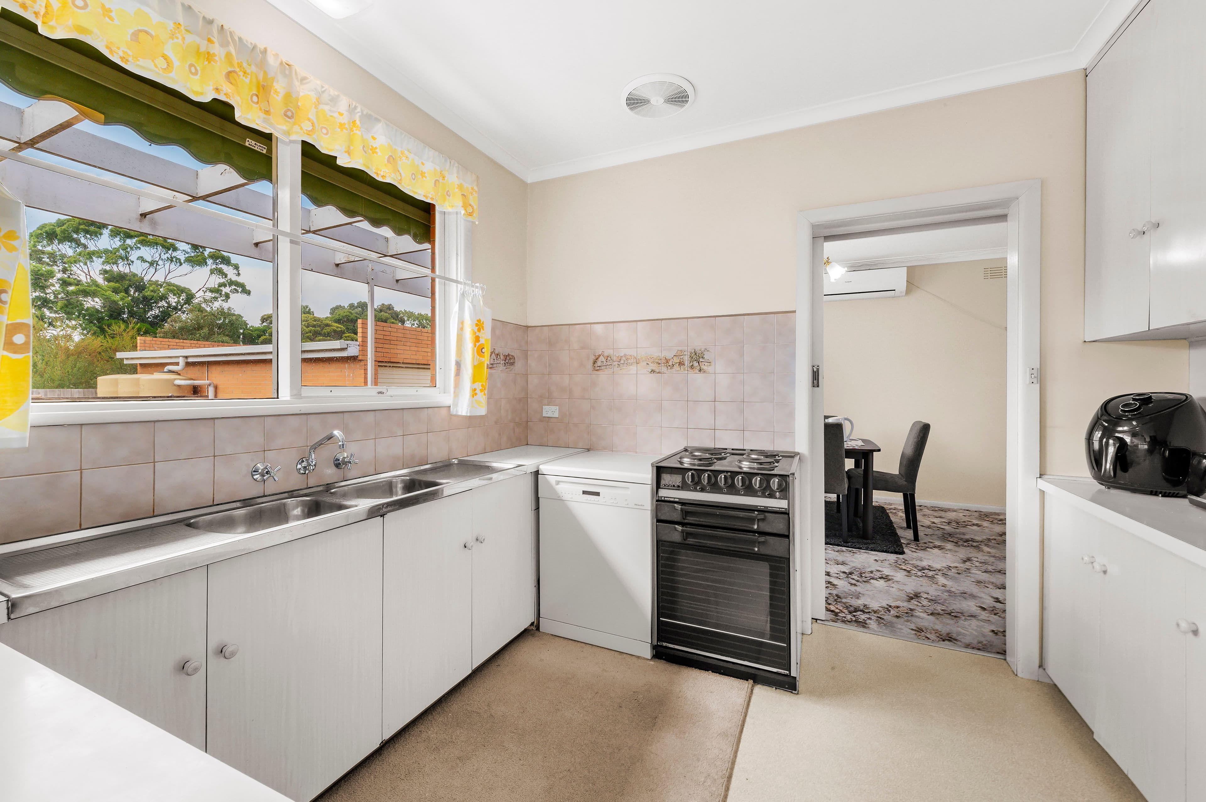 24 Golf Road, Oakleigh South VIC 3167, Oakleigh South - Thumbnail 5