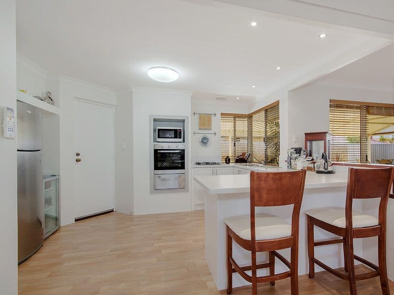 21 Marjorie Parade, ROCKINGHAM WA 6168, Rockingham - Thumbnail 2