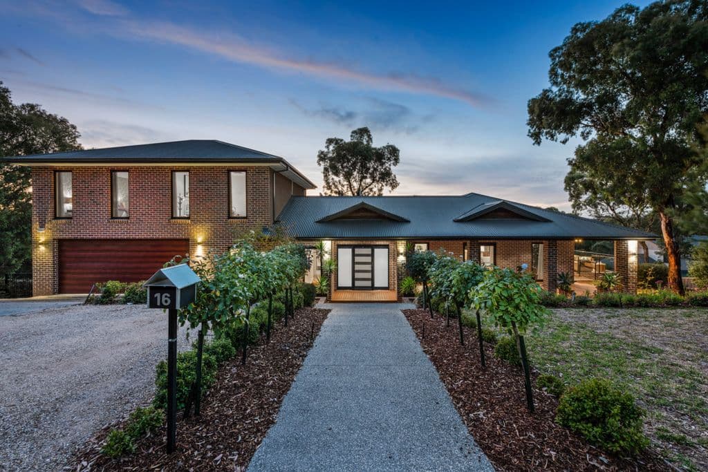 16 Mirtilga Place, Eltham VIC 3095, Eltham - Image 1