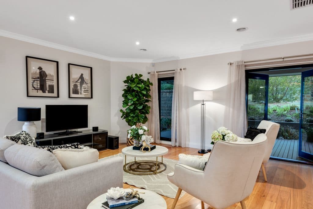 16 Mirtilga Place, Eltham VIC 3095, Eltham - Thumbnail 3