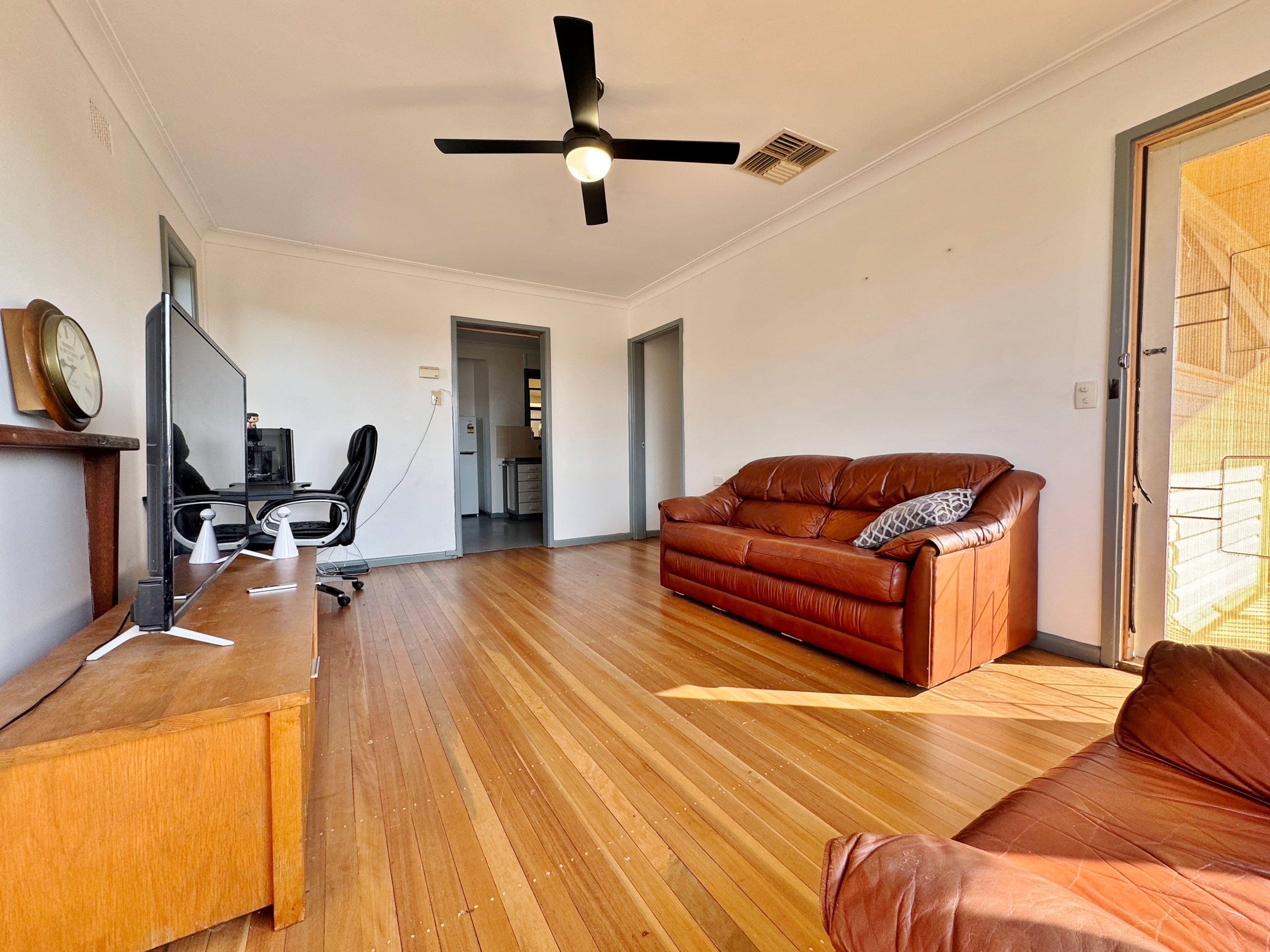 106 Berthong Street, Young NSW 2594, Young - Thumbnail 3