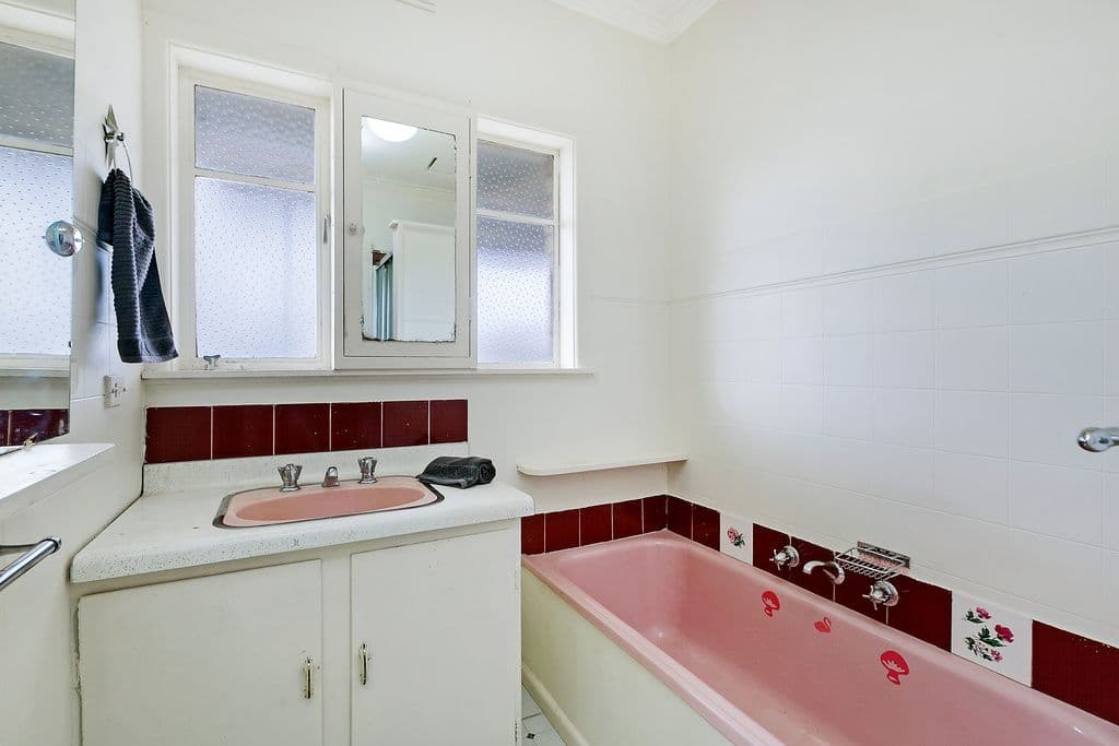 18 Edmondson Street, Lalor VIC 3075, Lalor - Thumbnail 6