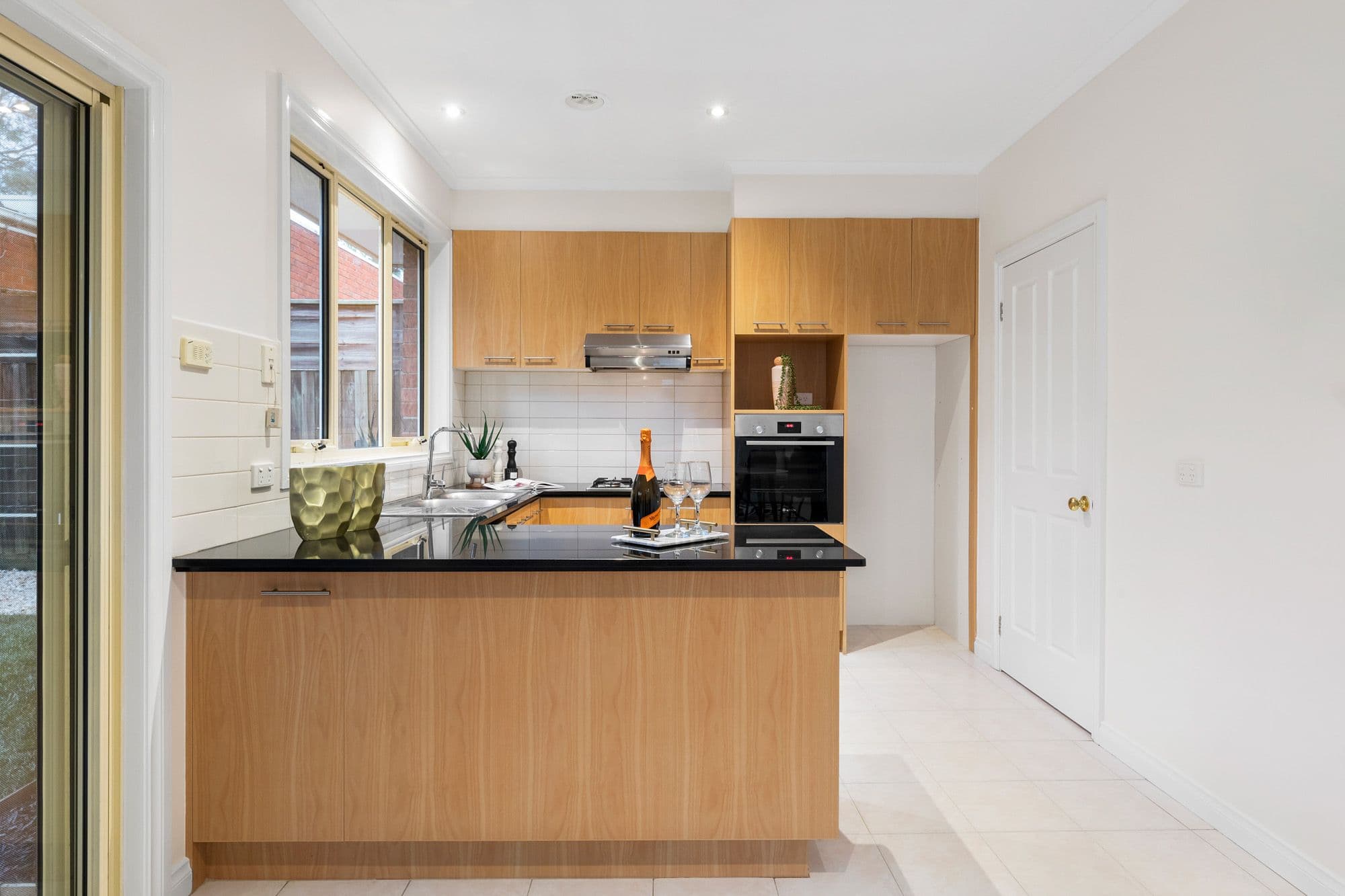 27 Craig Street, Blackburn South VIC 3130, Blackburn South - Thumbnail 5