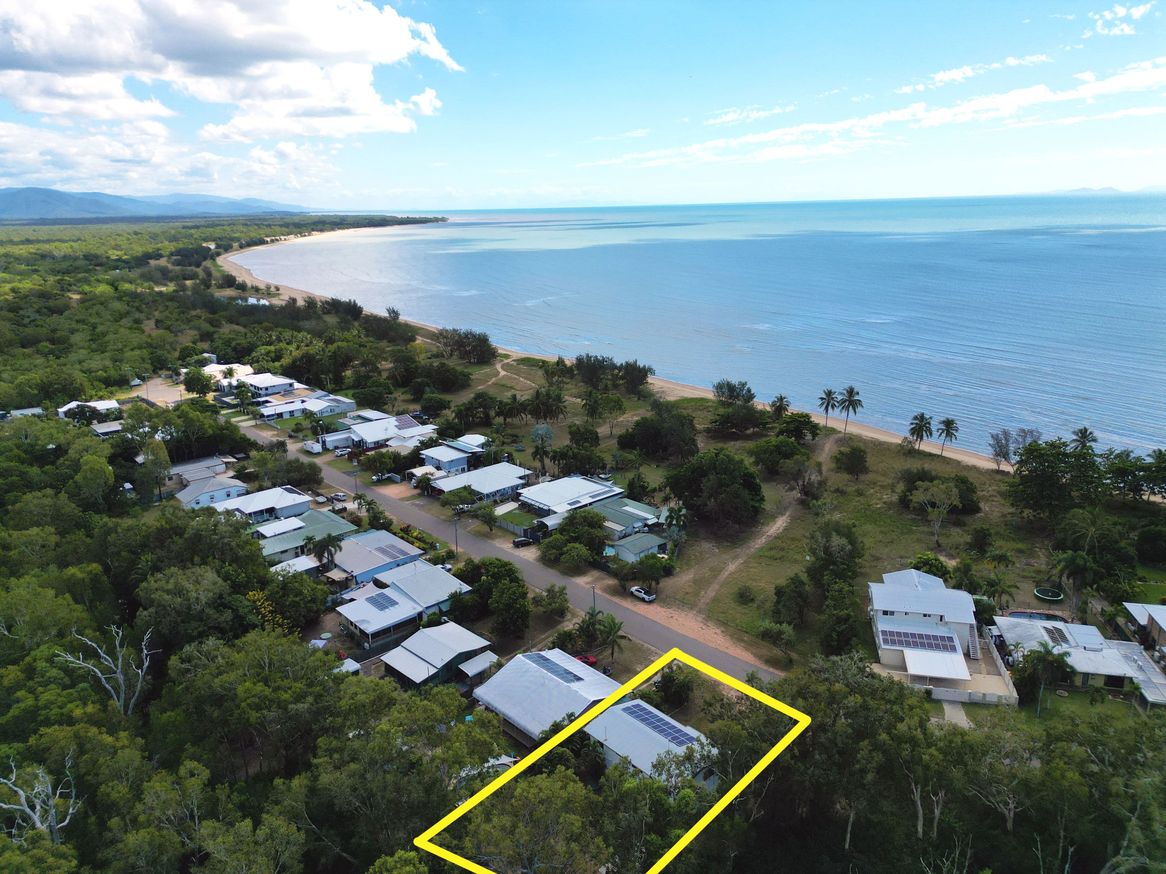 25 The Esplanade, Toolakea QLD 4818, Toolakea - Image 1