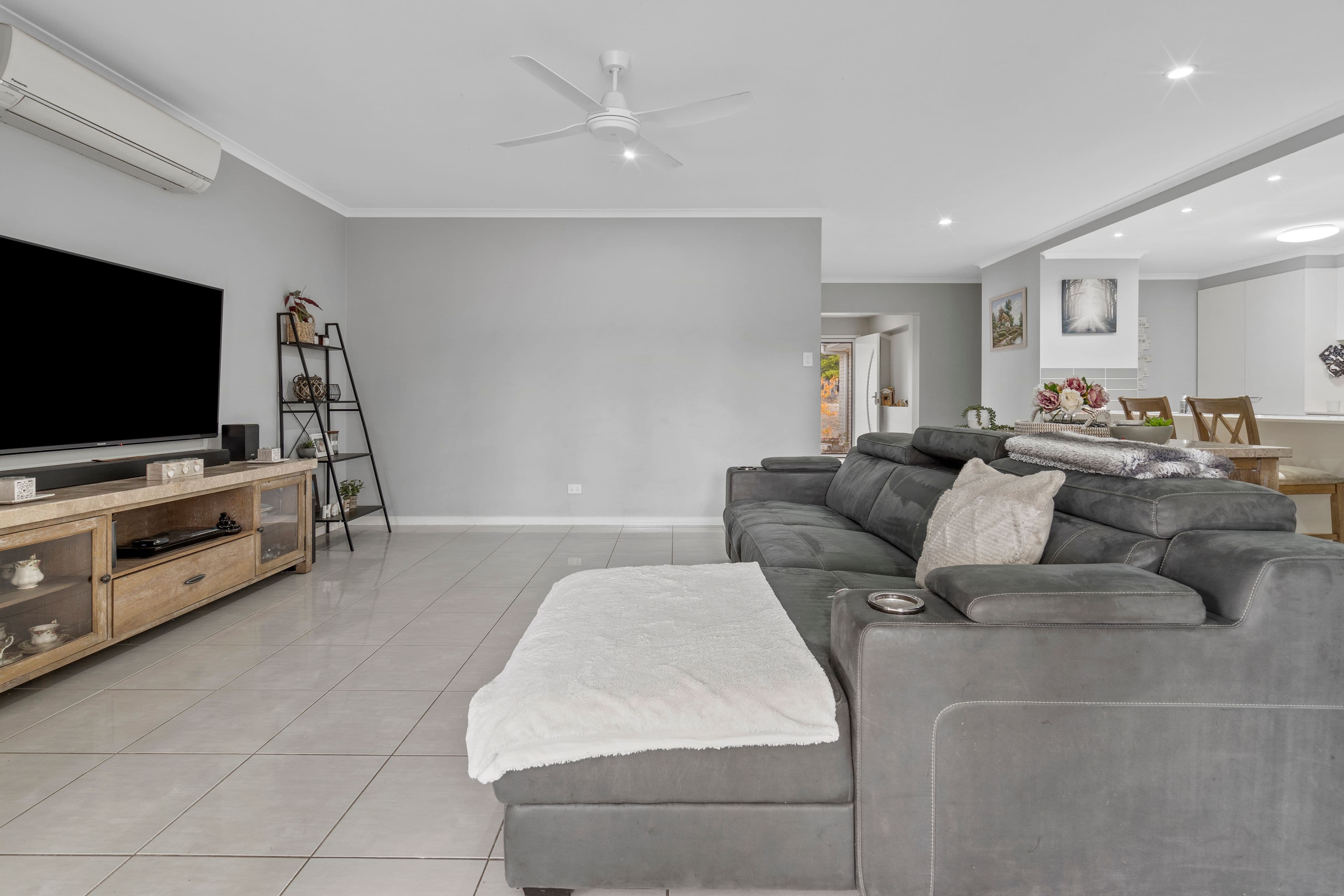 41 Challenge Avenue, Kensington Grove QLD 4341, Kensington Grove - Thumbnail 4
