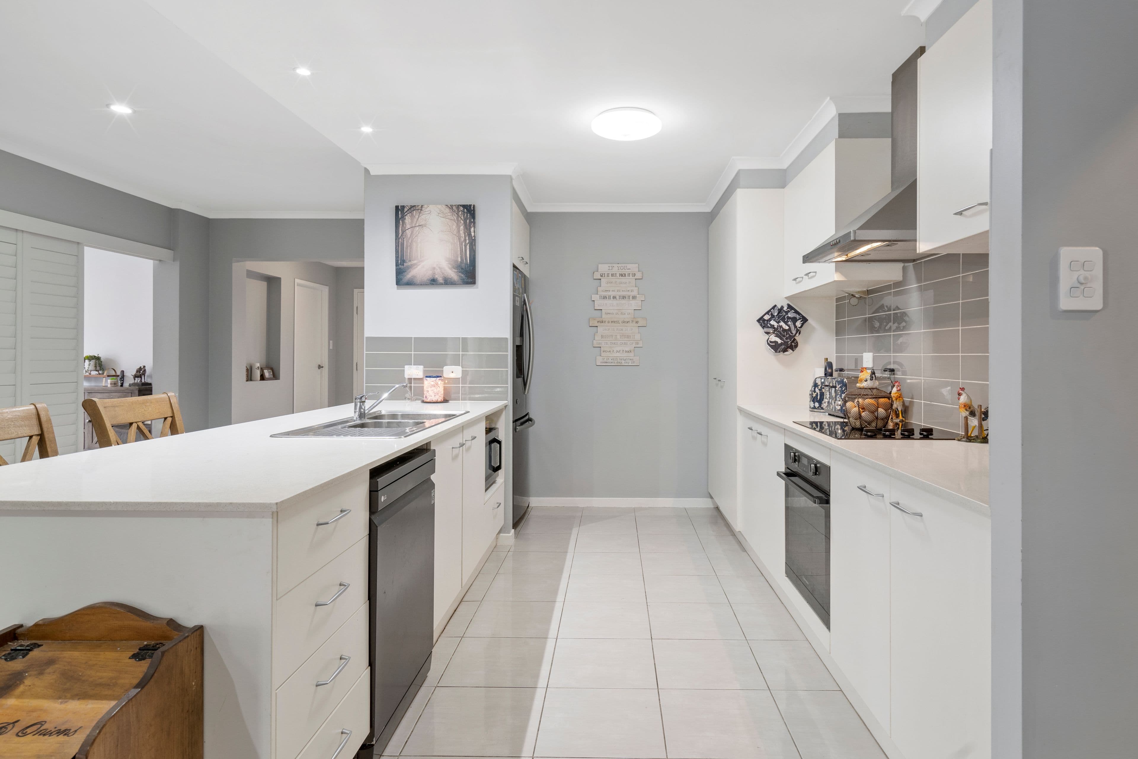 41 Challenge Avenue, Kensington Grove QLD 4341, Kensington Grove - Thumbnail 5