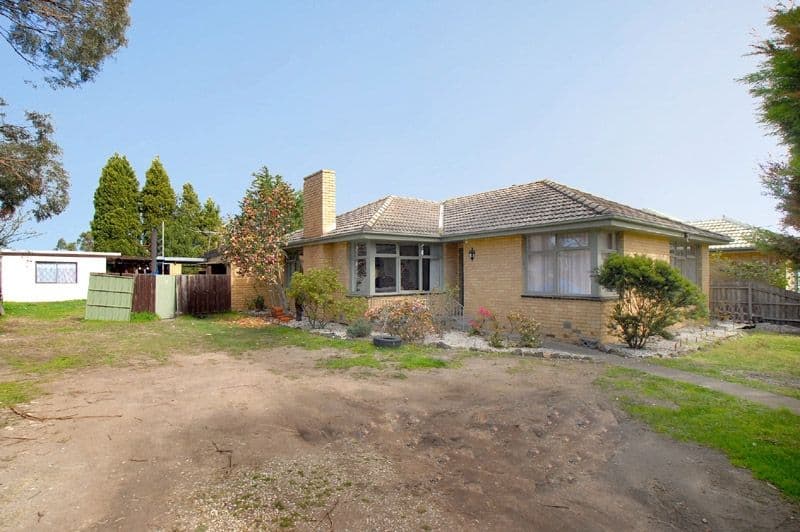 8 Carpenter Street, NOBLE PARK VIC 3174, Noble Park - Image 1