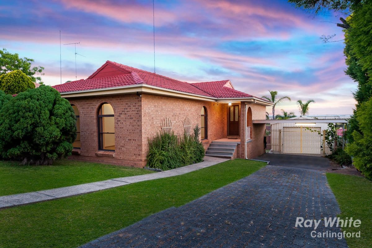 12 Strauss Road, St Clair - Image 1