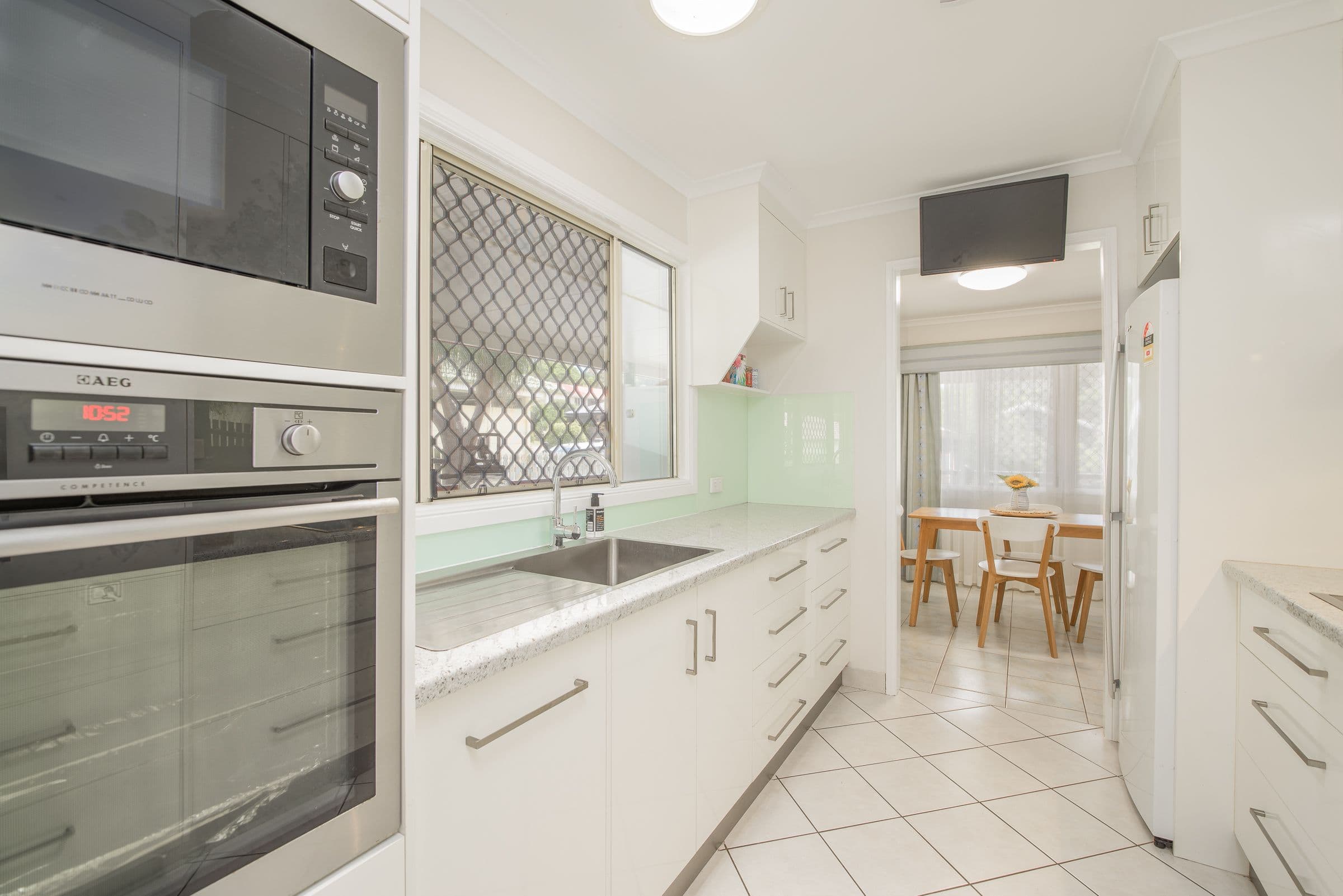 10 Witt Street, West Gladstone QLD 4680, West Gladstone - Thumbnail 6