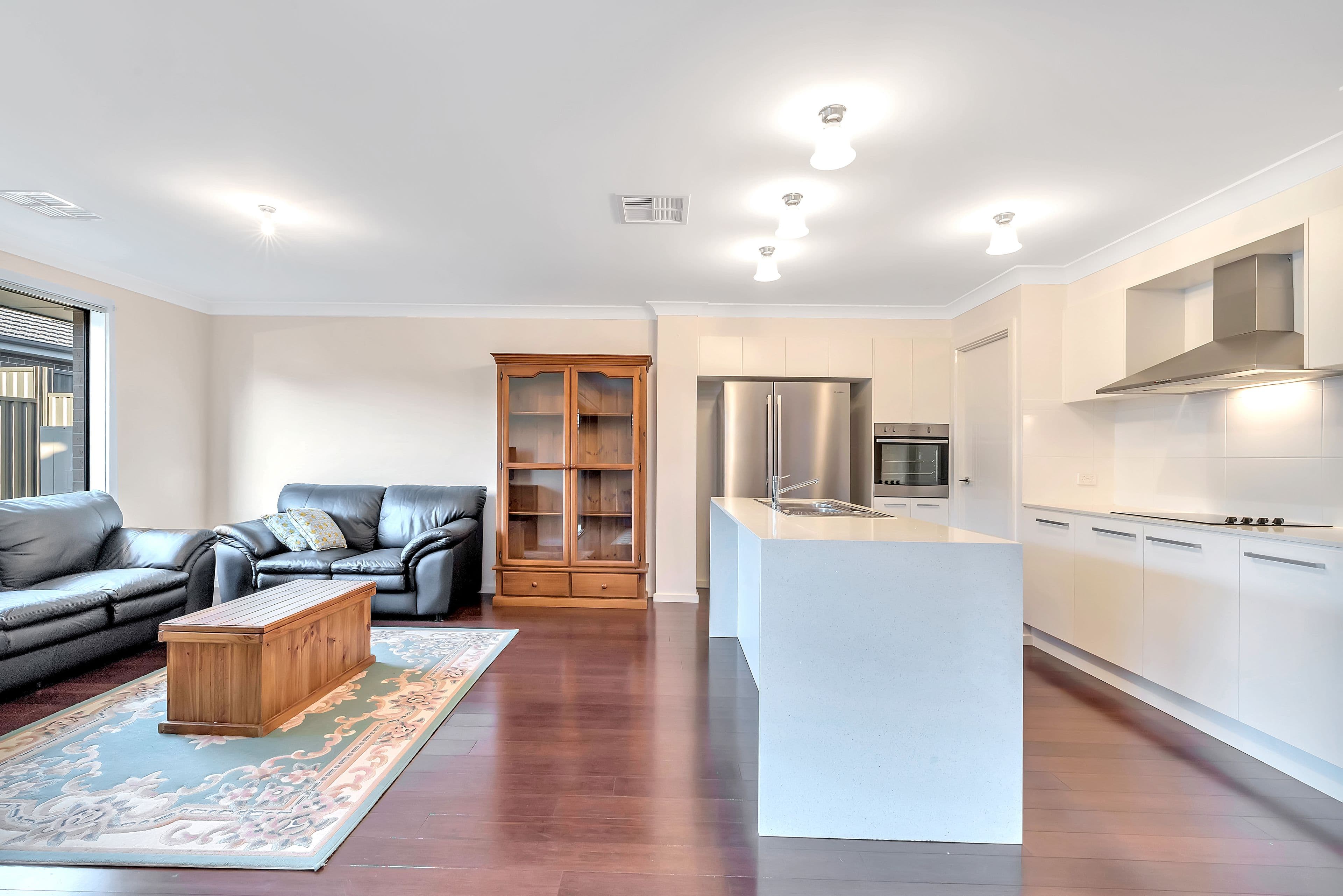 11 Fanflower Avenue, Denham Court - Thumbnail 4