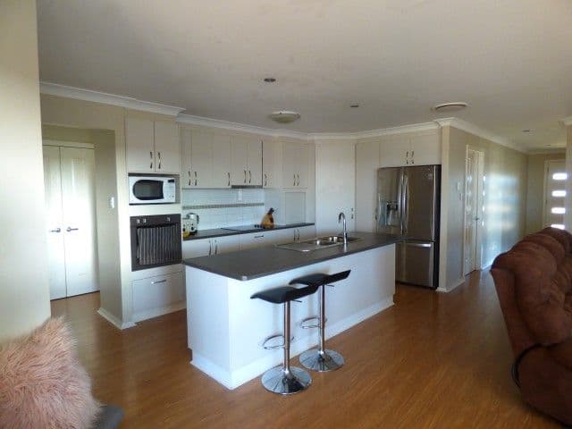 11 Bassett Court, Roma QLD 4455, Roma - Thumbnail 5