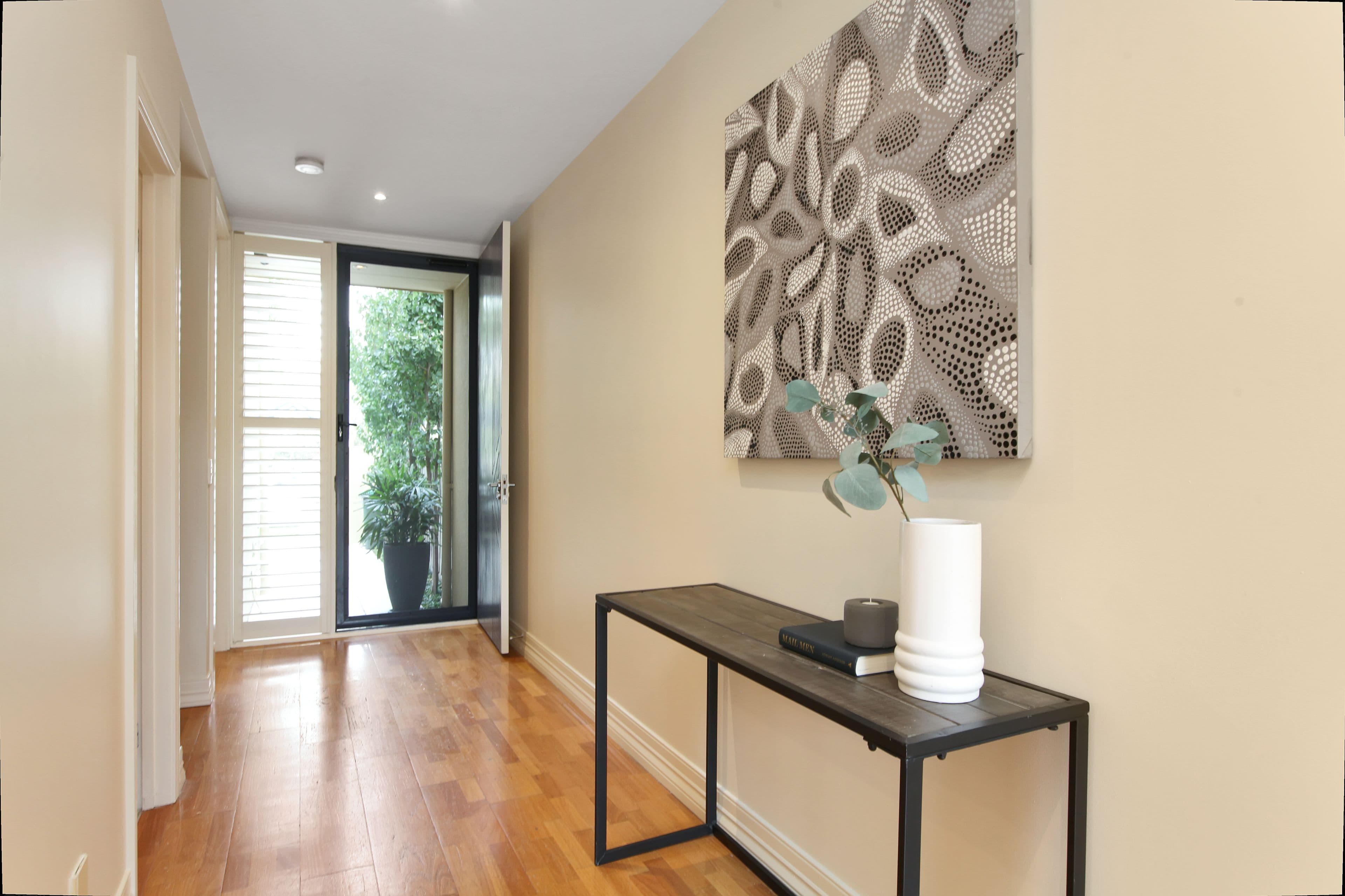 343 Douglas Parade, Newport VIC 3015, Newport - Thumbnail 2