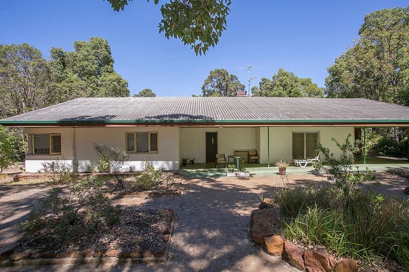 6 Gilmour Road, ROLEYSTONE WA 6111, Roleystone - Image 1