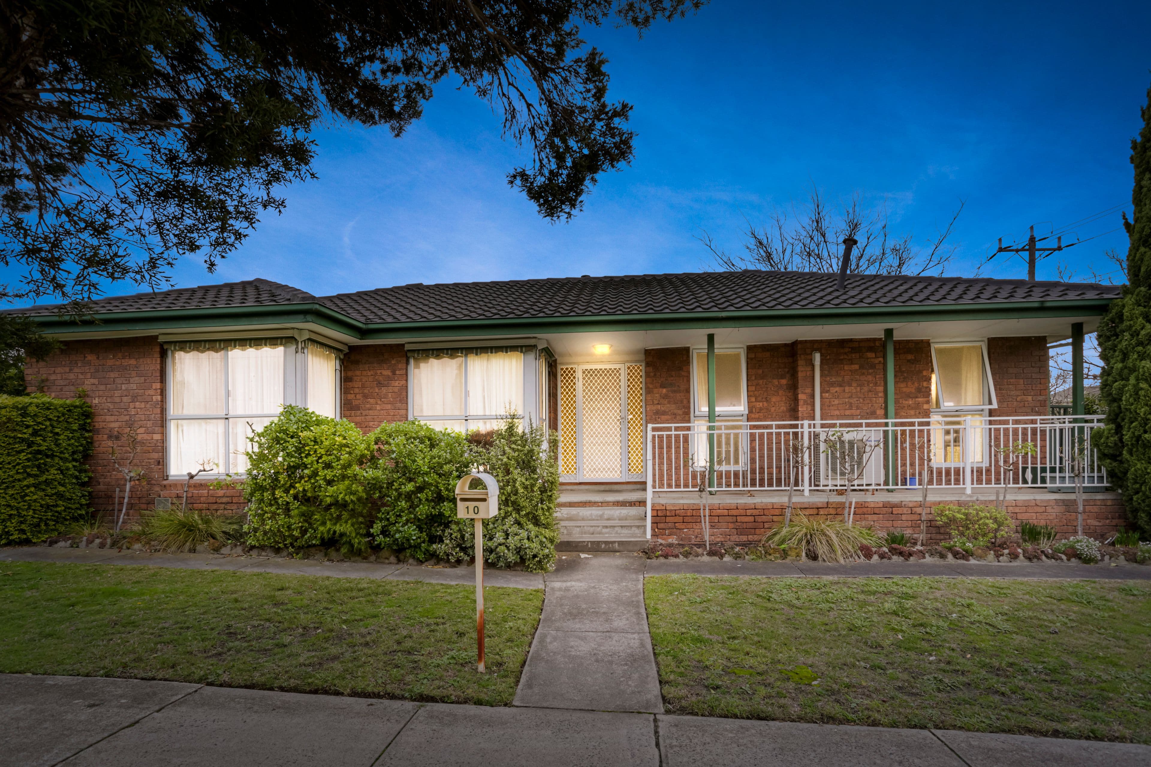 10 Claremont Crescent, Keysborough VIC 3173, Keysborough - Thumbnail 2