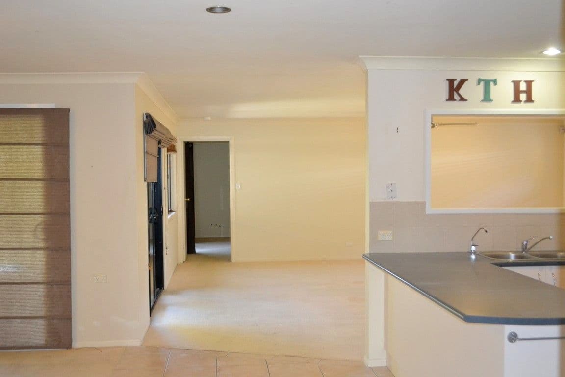 11 Tennant Street, Pacific Pines QLD 4211, Pacific Pines - Thumbnail 3