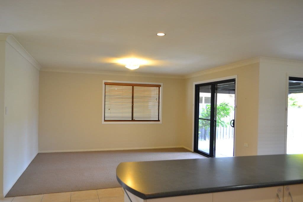 11 Tennant Street, Pacific Pines QLD 4211, Pacific Pines - Thumbnail 5
