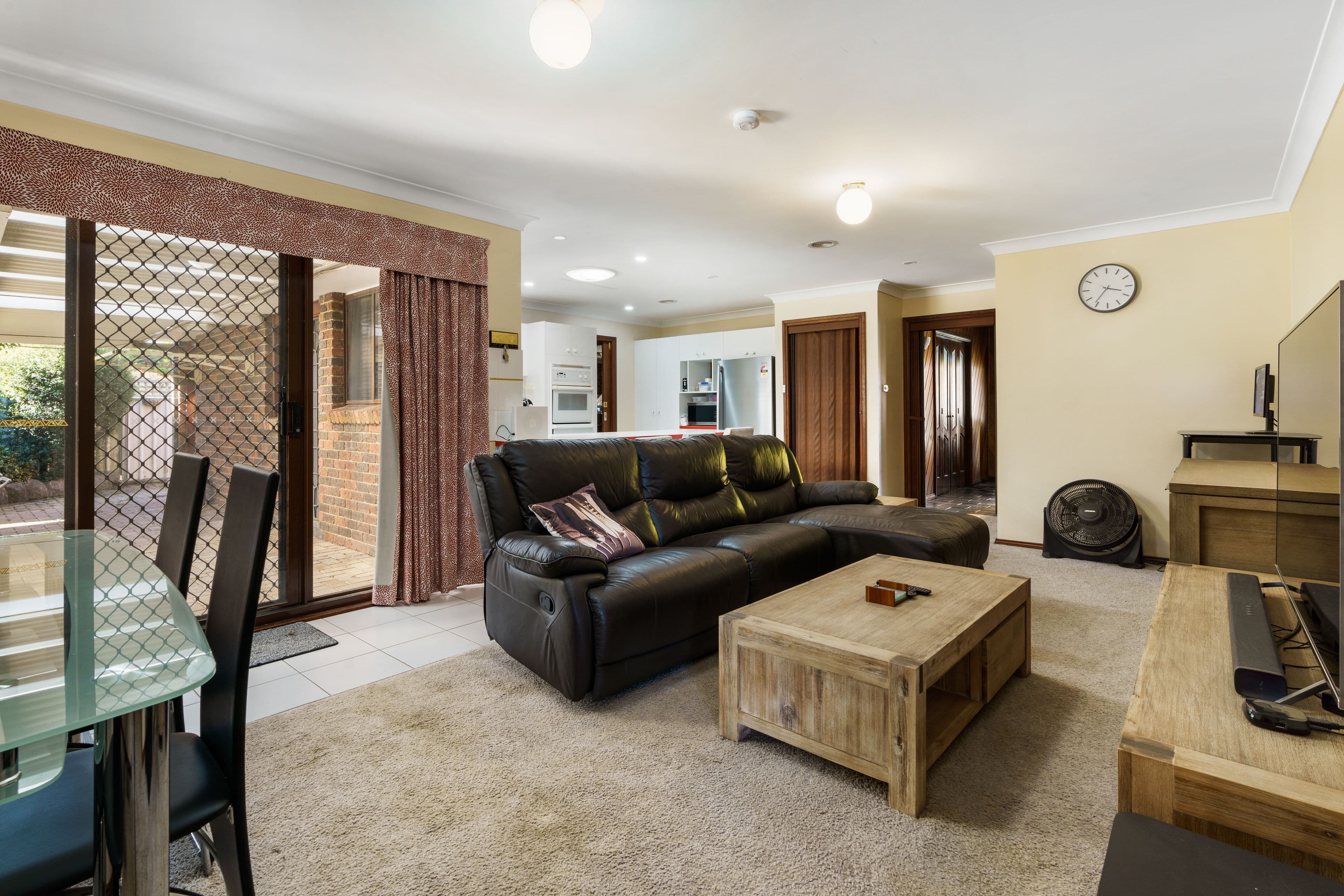 9 Strathroy Avenue, Oberon NSW 2787, Oberon - Thumbnail 2