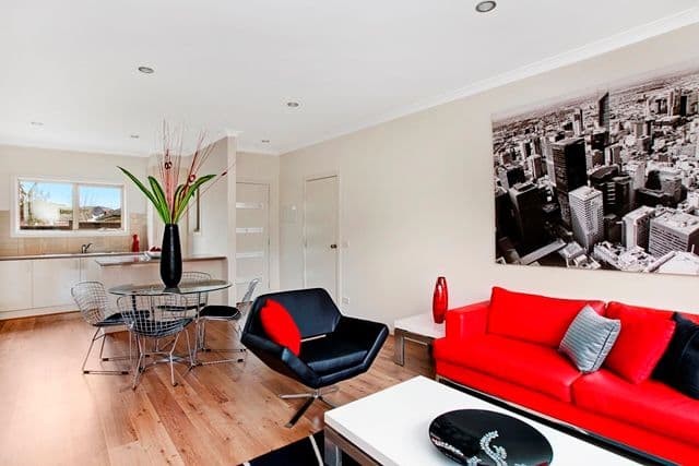 44 Boldrewood Parade, RESERVOIR VIC 3073, Reservoir - Thumbnail 4