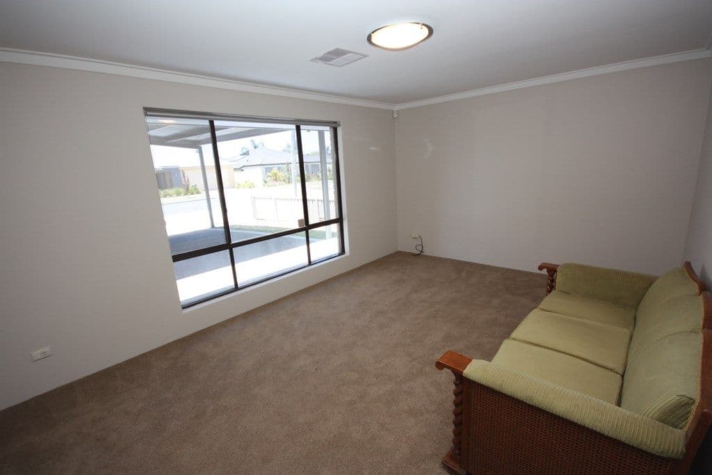 67 Ivanhoe Street, MORLEY WA 6062, Morley - Thumbnail 3
