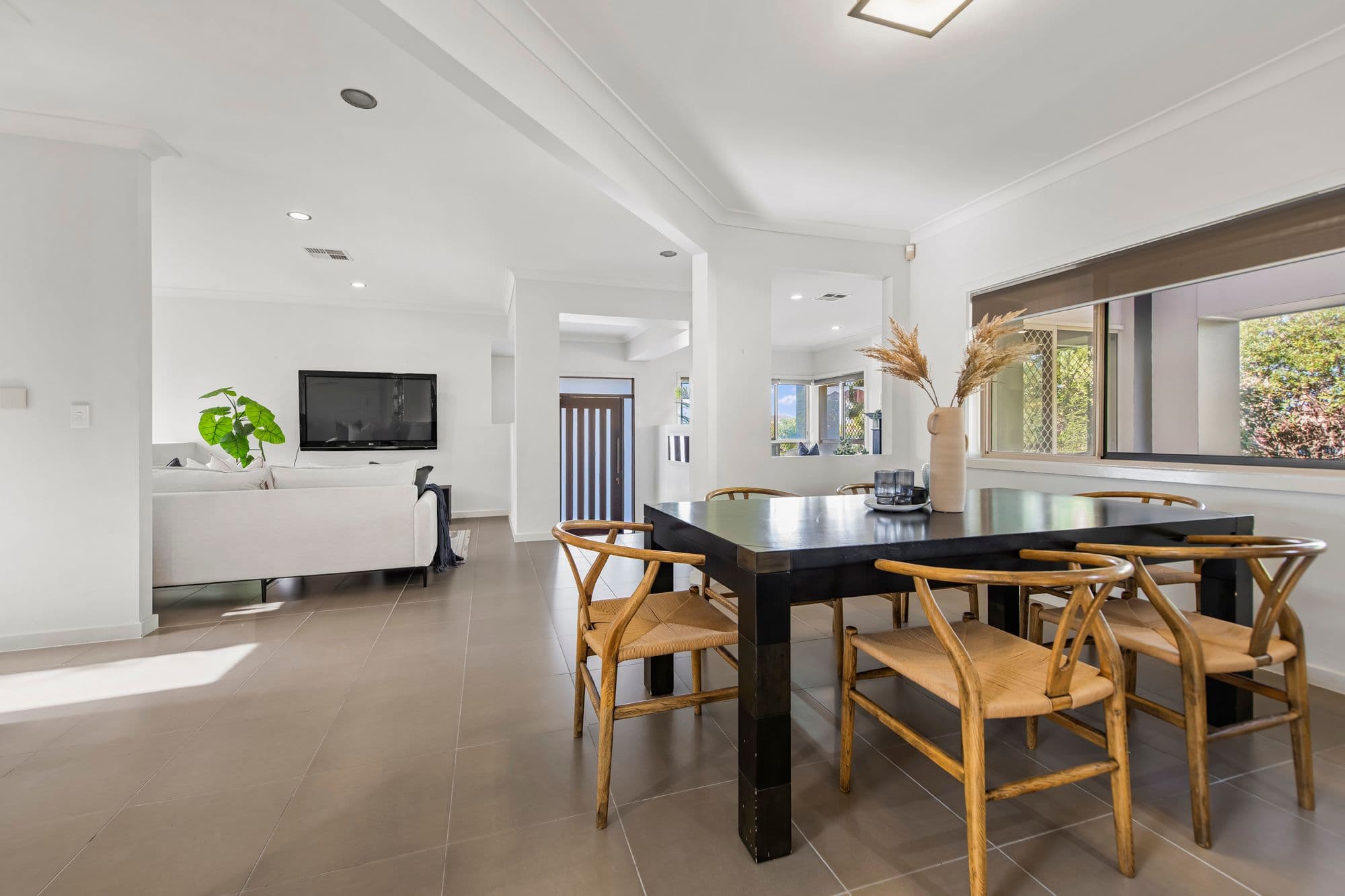 132 Galaxy Street, Bridgeman Downs QLD 4035, Bridgeman Downs - Thumbnail 5