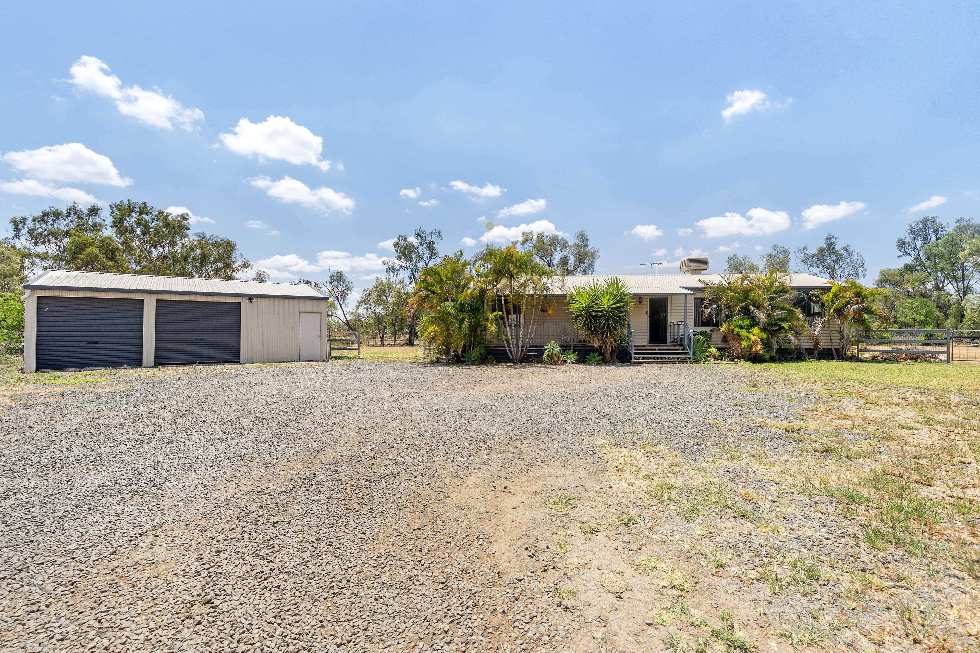 24B Silica Road, Emerald QLD 4720, Emerald - Thumbnail 2