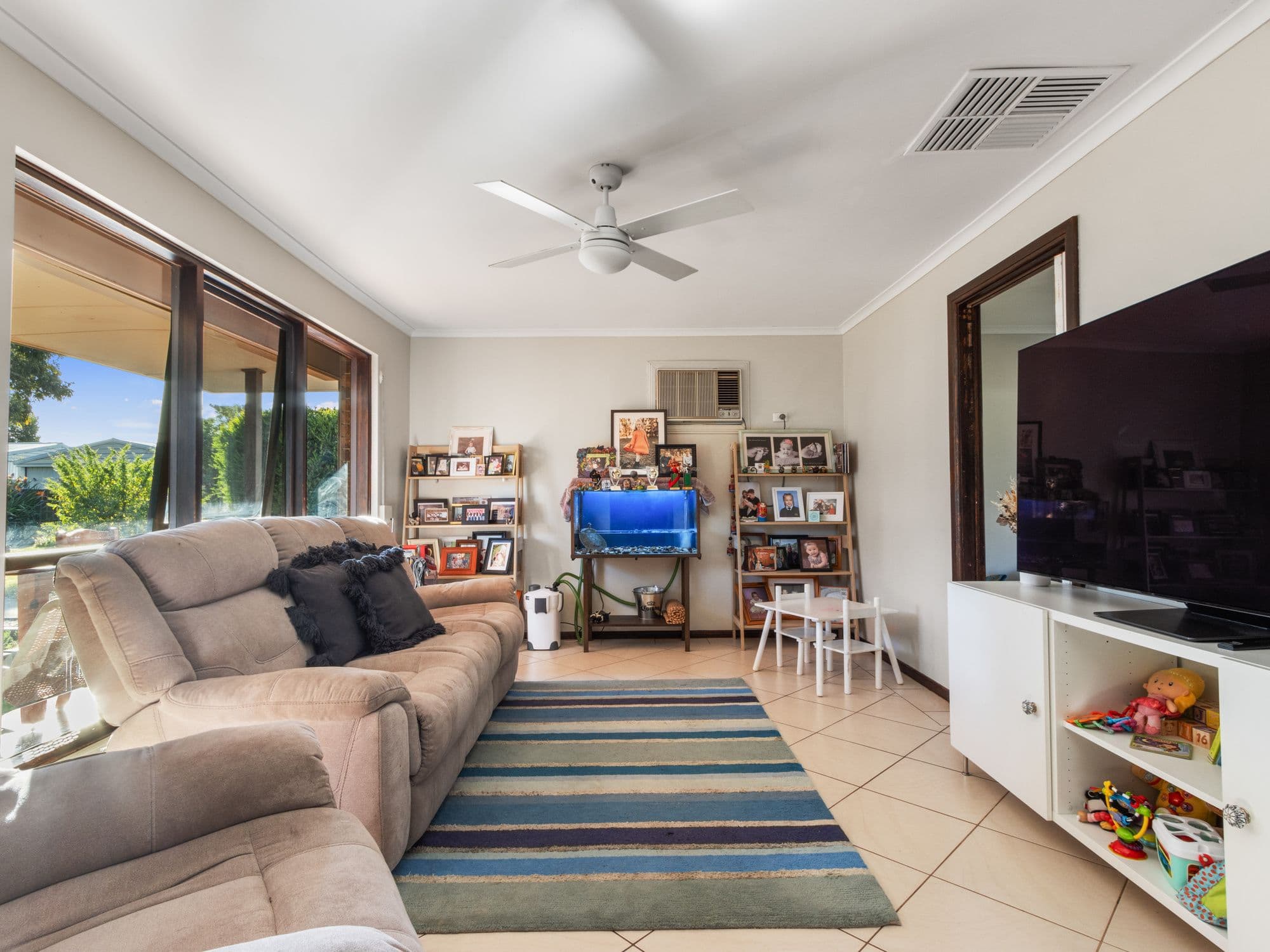 17 Earlshall Drive, San Remo, San Remo - Thumbnail 3