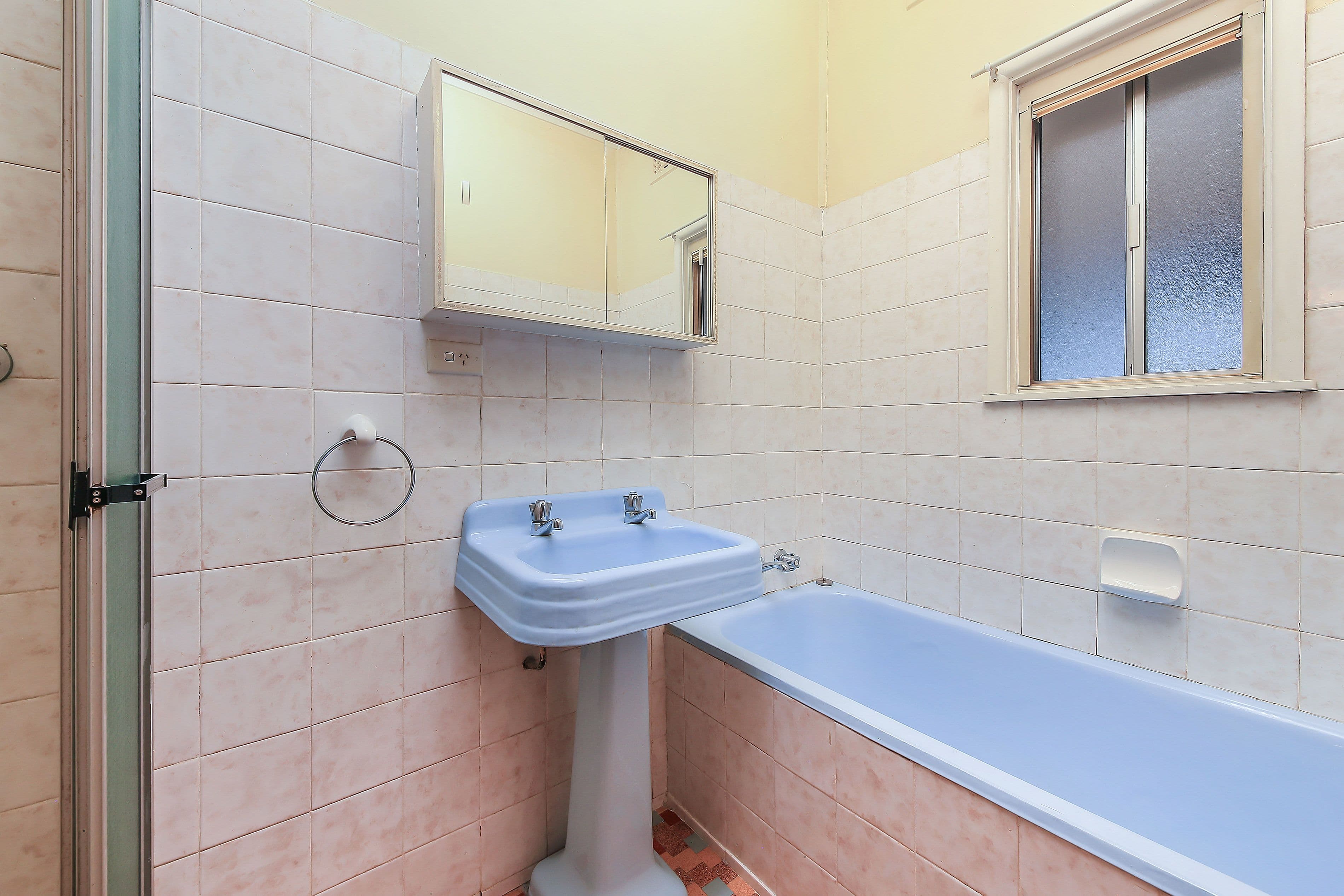 2/3A Labilliere Street, Bacchus Marsh - Thumbnail 7