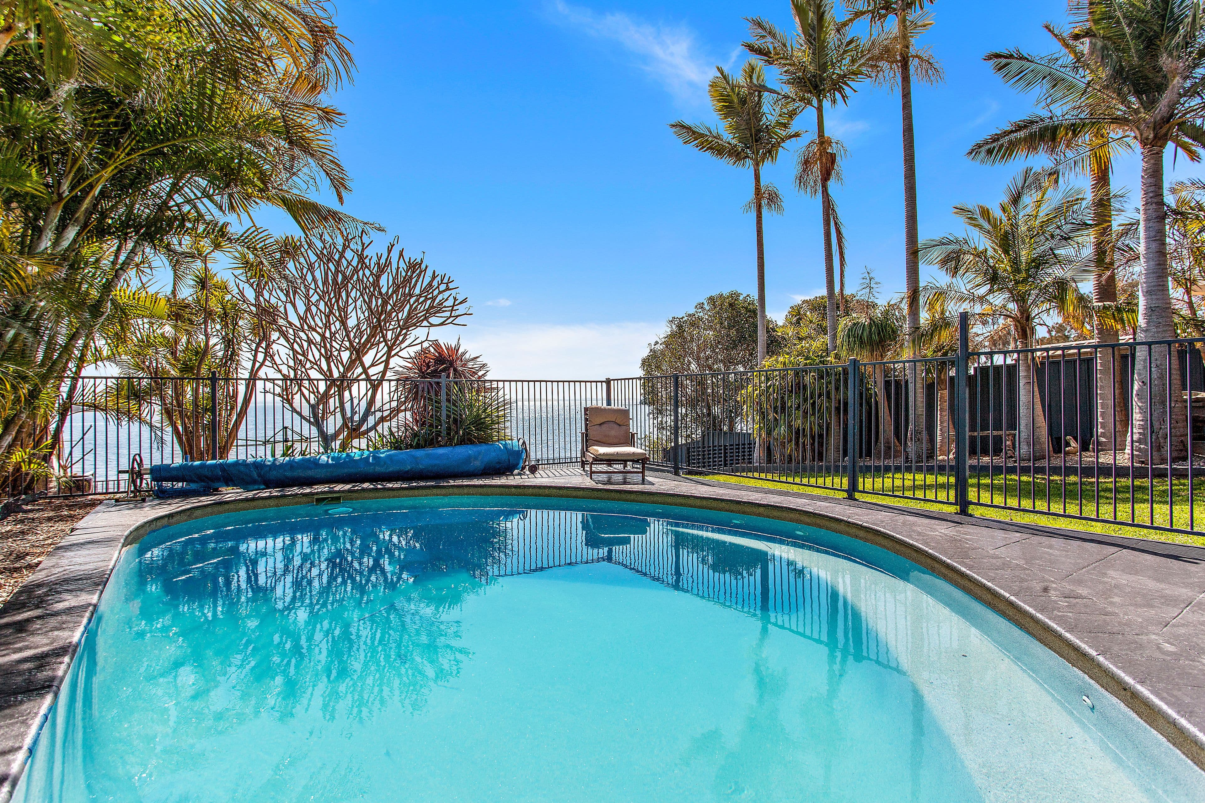 33 Horsley Road, Oak Flats - Image 1