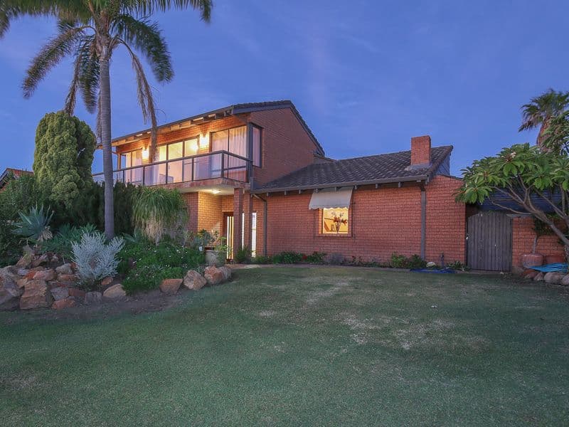 30 Truslove Way, Duncraig WA 6023, Duncraig - Thumbnail 2