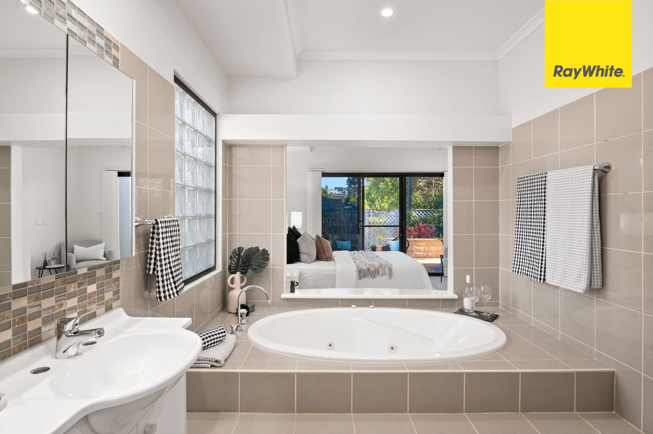 5 Norfolk Road, Epping NSW 2121, Epping - Thumbnail 4