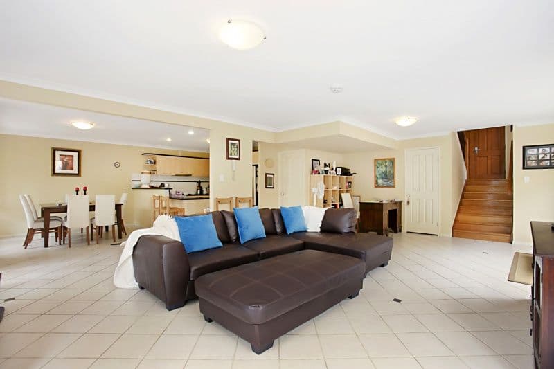 9 Pamela Place, Kenmore Hills QLD 4069, Kenmore Hills - Thumbnail 3